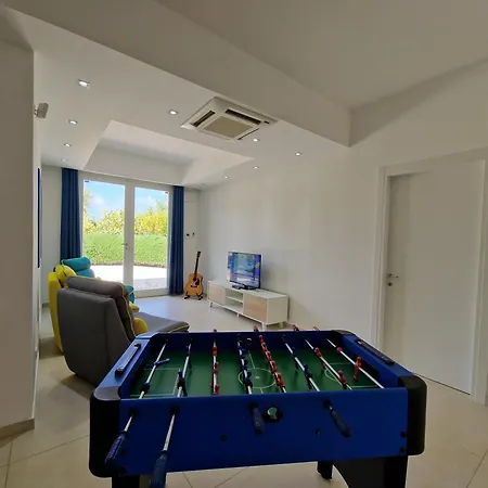 Virginia - Relax And Private Pool Villa