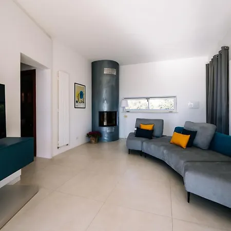 Virginia - Relax And Private Pool Villa