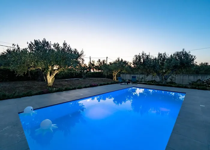 Virginia - Relax And Private Pool Villa *